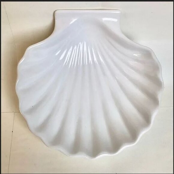 🍉Made in Japan Oven Safe Dish Seashell Jewelry Trinket Tray Nuts dish White - Picture 2 of 13